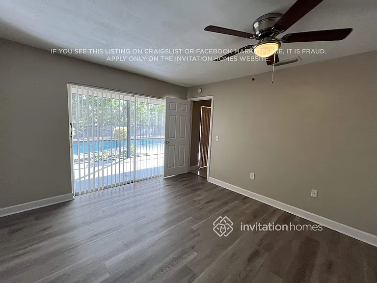 11830 NW 30th Pl — Photo 16