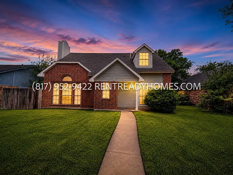 3811 O'B Crowe Dr — Photo 1