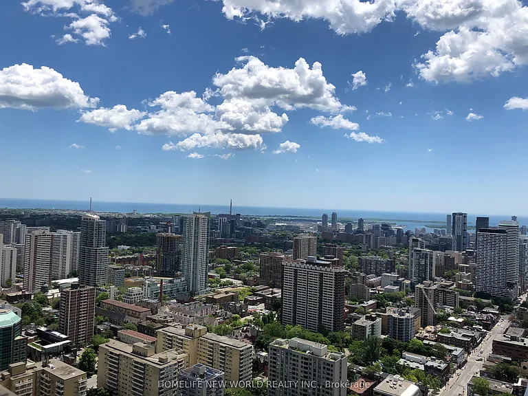 50 Charles St E #4513 — Photo 9