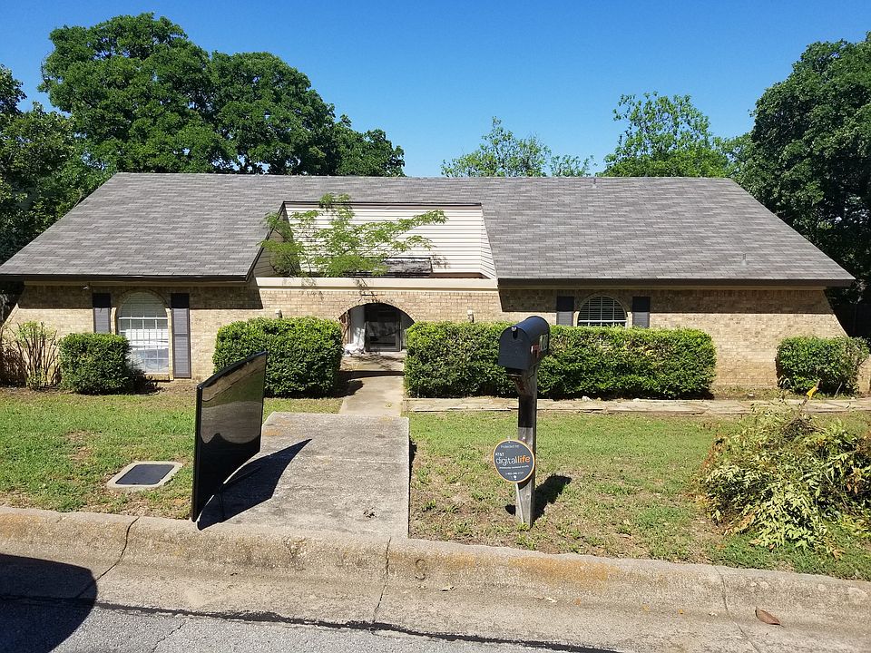 1st image of 708 Vail Dr