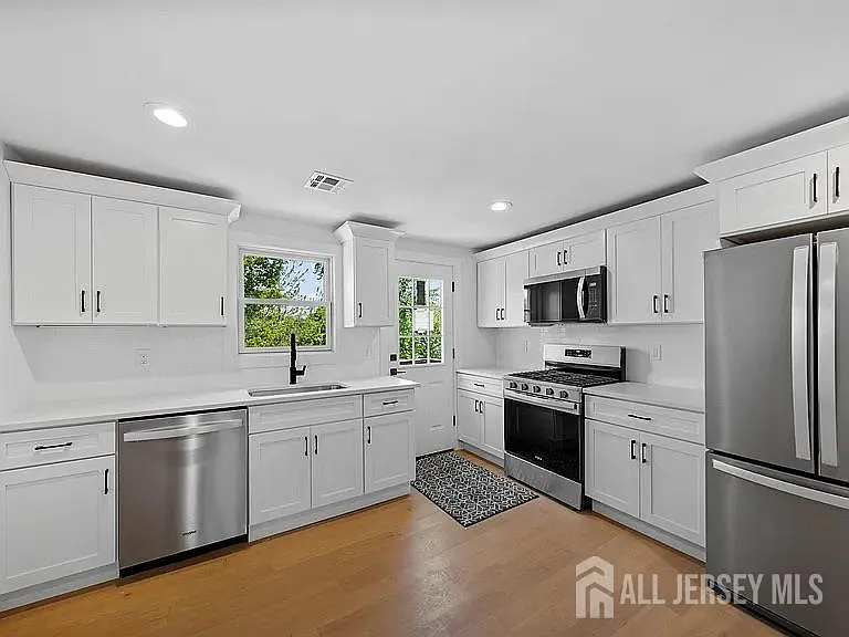 3 Meadow Rd #3 — Photo 13