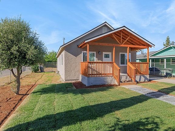 3rd image of 838 W Harold Avenue
