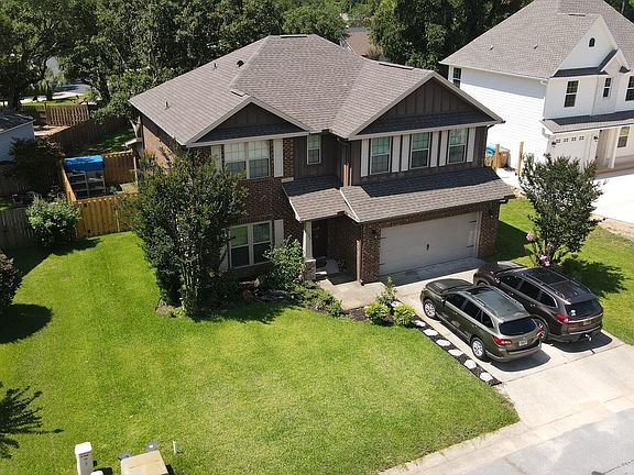 3rd image of 7325 Emily Magnolia Ct