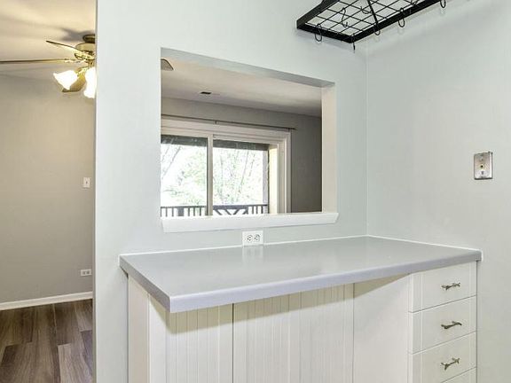 3rd image of 1773 Gloucester Ct APT C