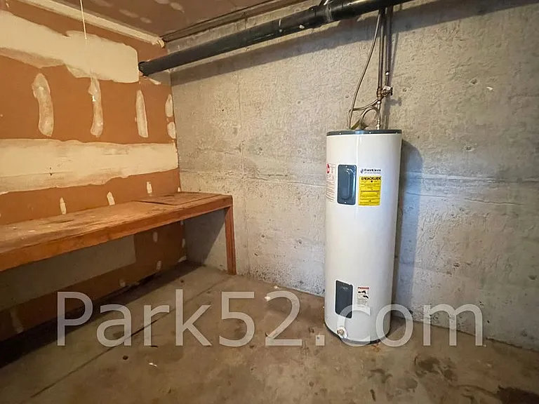 1446 Rainier Dr #4 — Photo 18