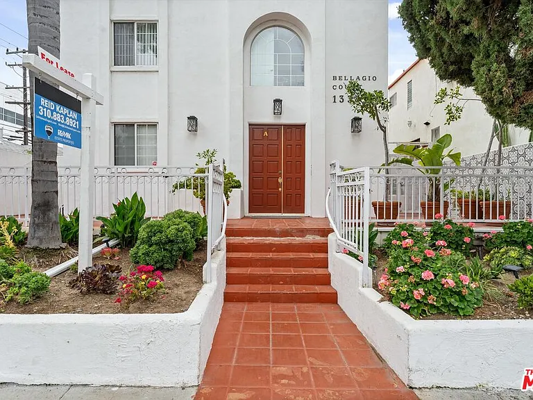 1338 Yale St #C — Photo 4