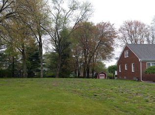 2952 Eldora Dr, Youngstown, OH 44511