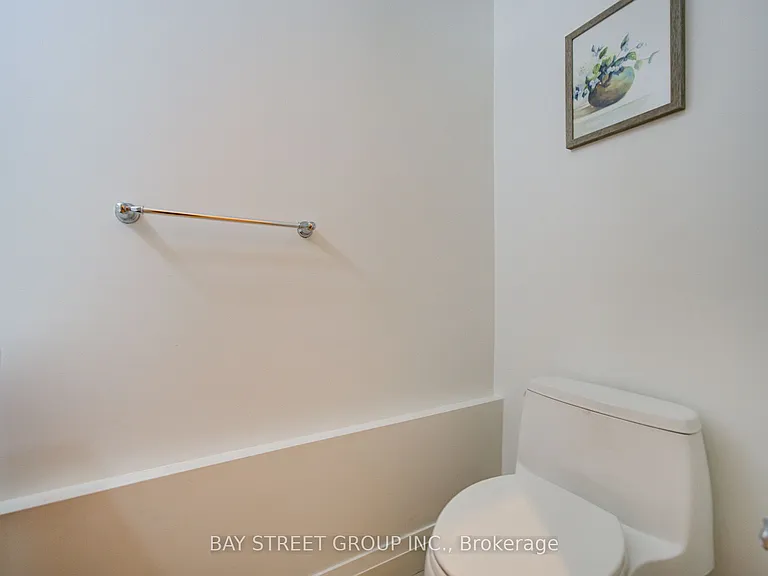 95 Hopedale Ave — Photo 14
