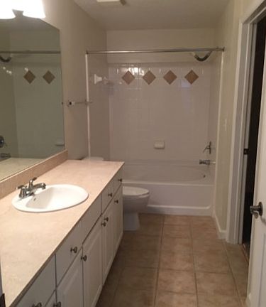 5th image of 224 Murcia Dr APT 313