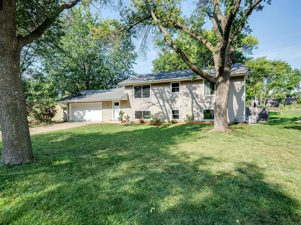 9108 31st Ave N, New Hope, MN 55427