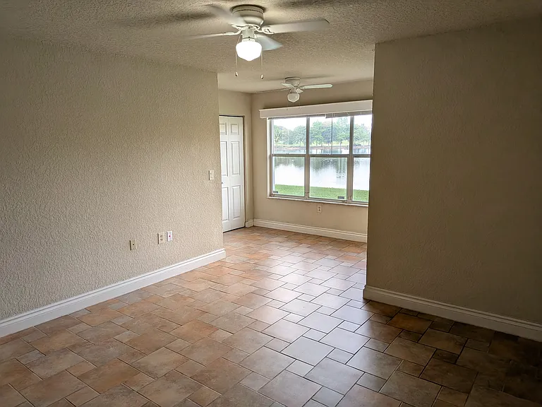 731 Vista Isles Dr #1516 — Photo 2