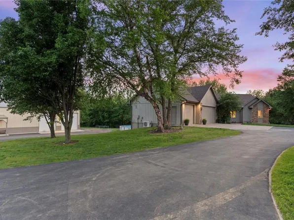 12009 92nd Hwy, Kearney, MO 64060