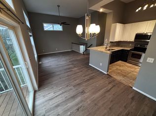 2241 Saint Johns Pl, Woodbury, MN 55129