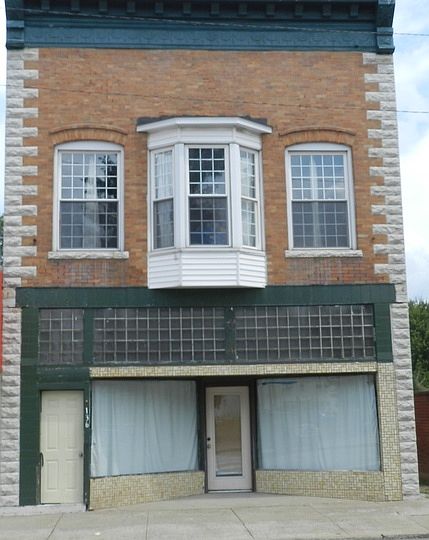 1st image of 136 S Buckeye St
