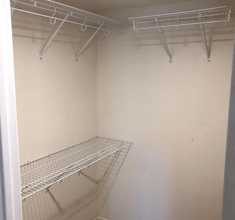 Walk-in closet