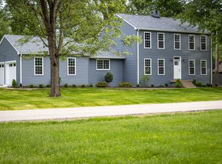 6 Sylvan Ln, Jeffersonville, IN 47130