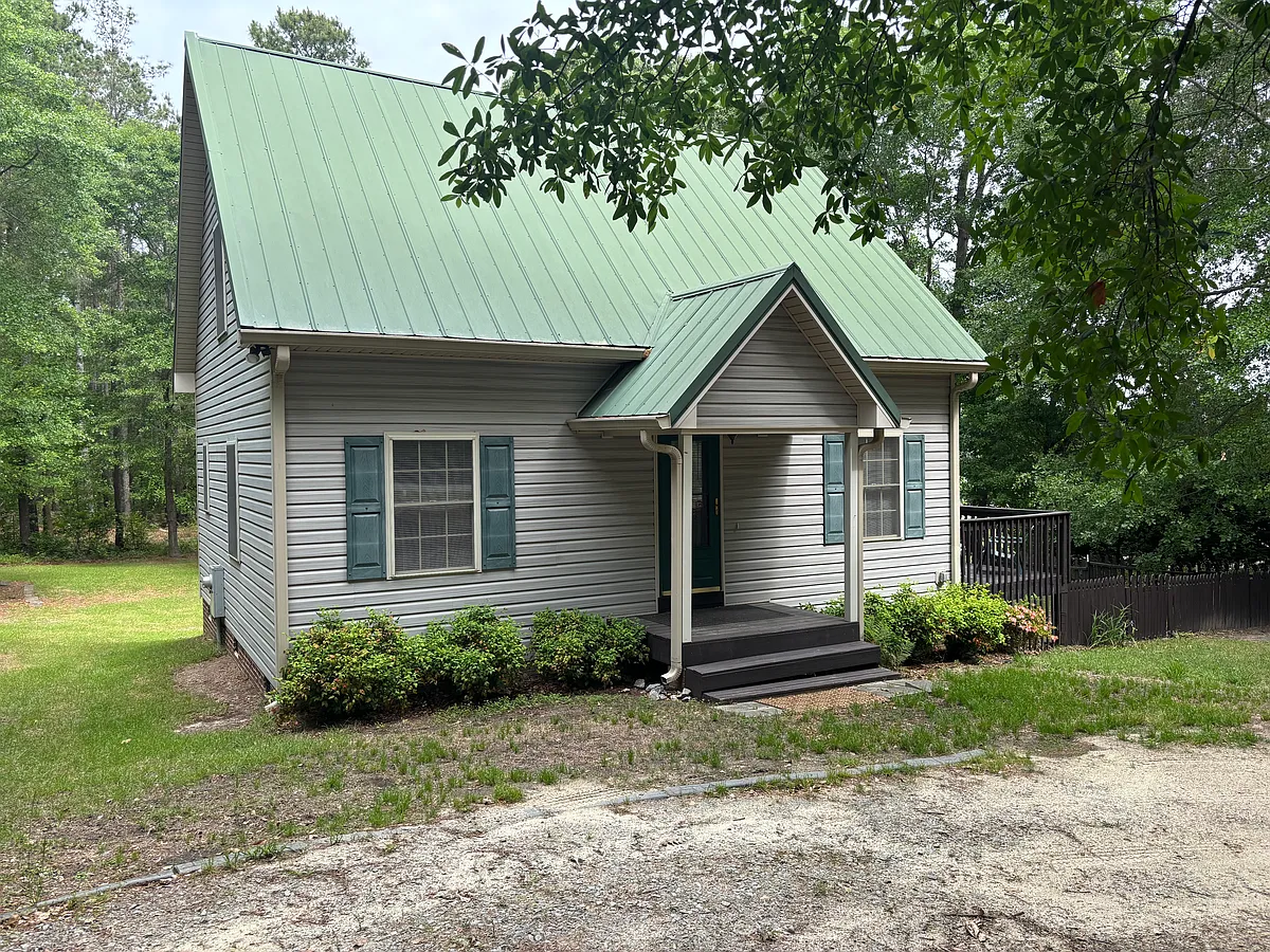 Building Photo - 515 Pope Lake Rd