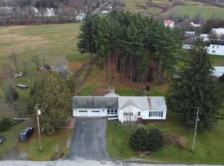 58 Hamilton Place Ext, Richford, VT 05476