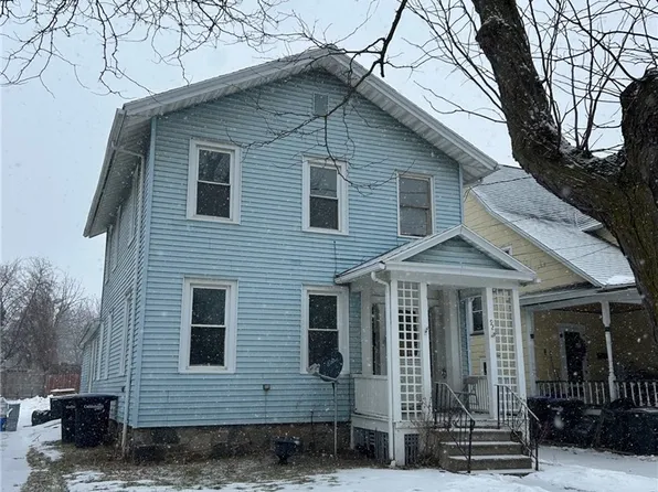 92 Chapin St, Canandaigua, NY 14424