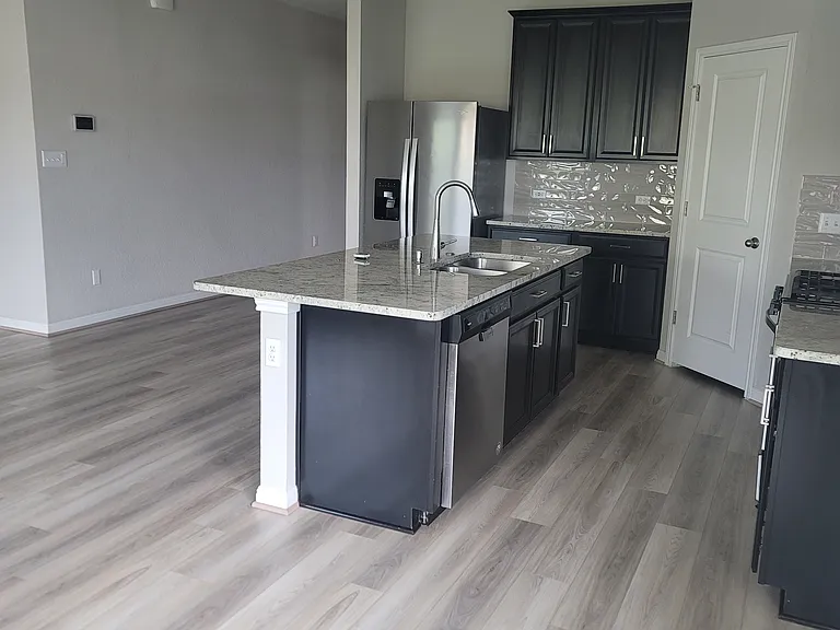 1609 Gerald Ln — Photo 11