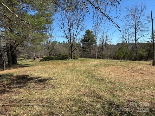 386 Morgan Rd, Dobson, NC 27017