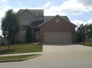 2210 W Richwood Rd, Ozark, MO 65721