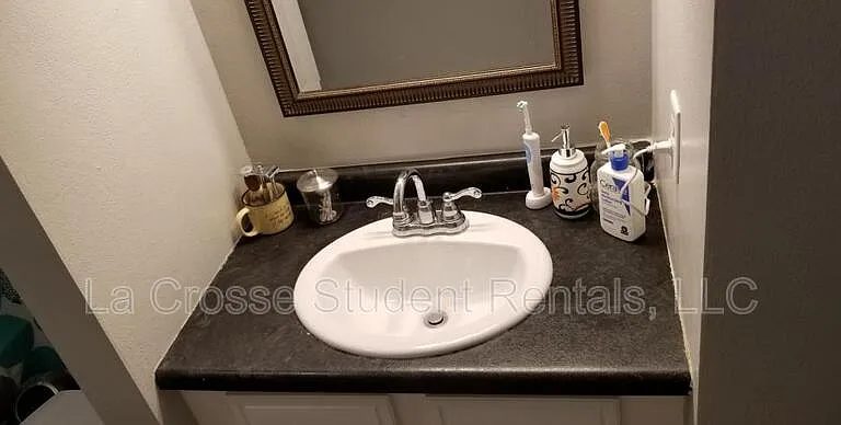 619 Welshire Dr #103 — Photo 2