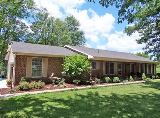 27483 Icon Rd, Maryville, MO 64468