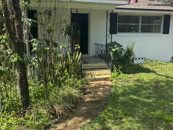 15215 Lake Pickett Rd, Orlando, FL 32820