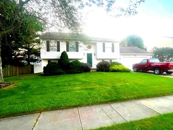 6 Shamrock Ave, New Castle, DE 19720