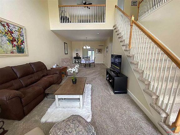 3rd image of 1904 Ender Ln