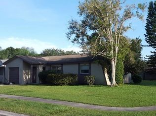 11748 108th Ct, Seminole, FL 33778