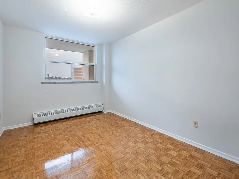 9 Roanoke Rd #7 — Photo 10