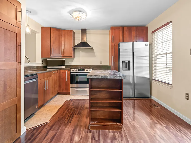 26 Wessex Ct — Photo 6