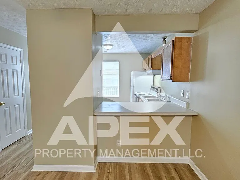 1827 Sweet View Way — Photo 5