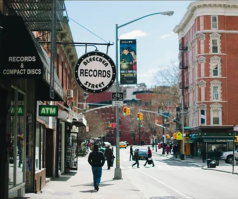 Rented by Compass | media 16