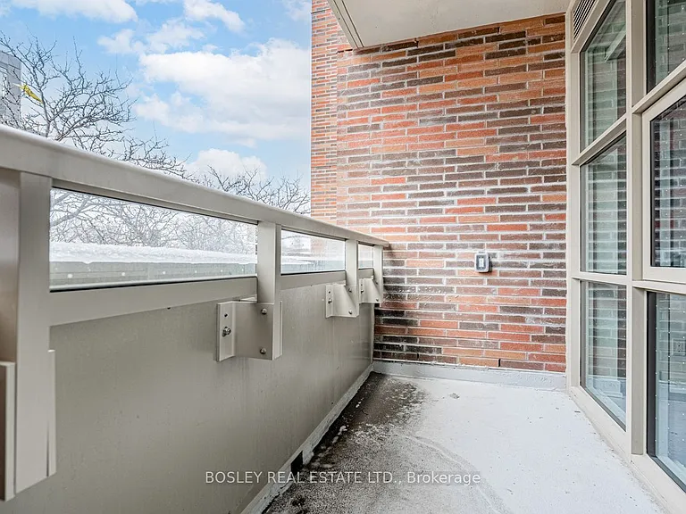 1787 Saint Clair Ave W #212 — Photo 19