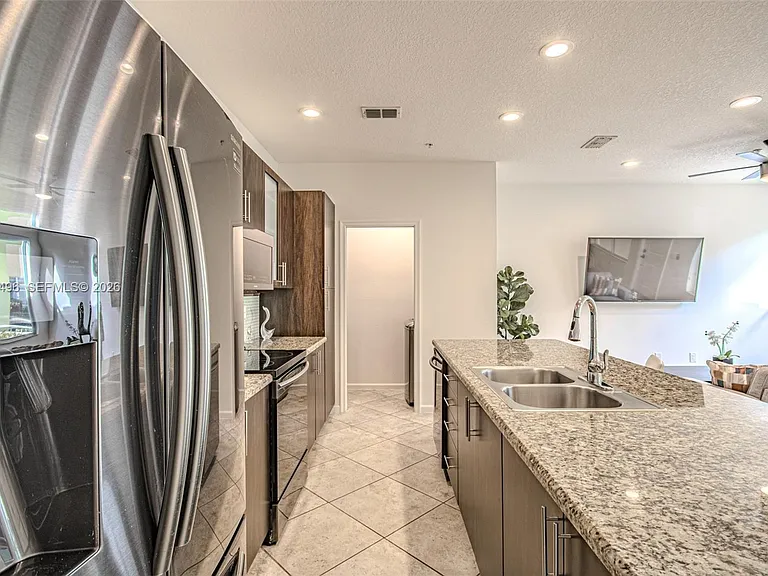 1430 NW 48th Dr — Photo 24