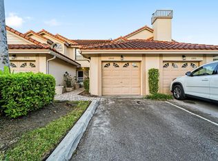 10808 Cypress Glen Dr, Pompano Beach, FL 33071