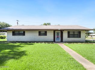 904 Cedar St, Mamou, LA 70554