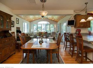 62 Dimmock Rd, Waterford, CT 06385