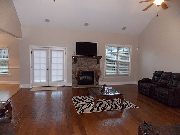 5th image of 4415 T J Kelly Dr