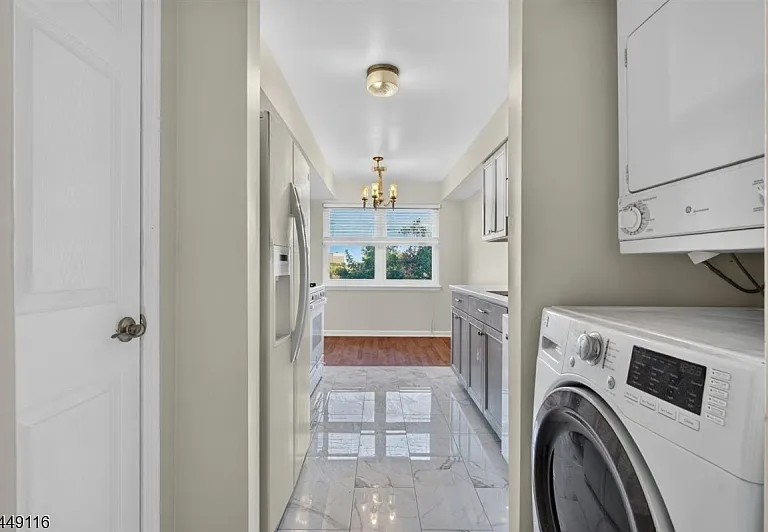 94 Beverly Hill Ter — Photo 12