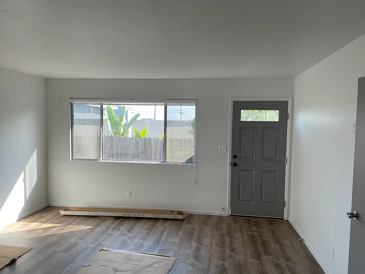 Building Photo - 326 N 16th St #B