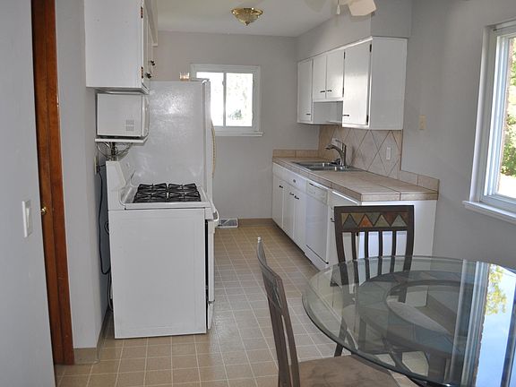 5th image of 2910 Marioncliff Dr