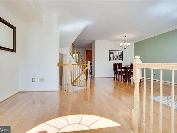 4th image of 7068 Elton Way