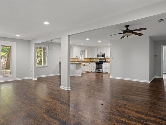 3rd image of 263 Mountainview Cir #A
