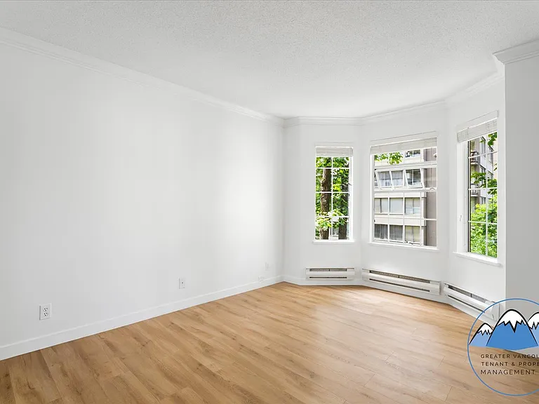 888 Bute St — Photo 13