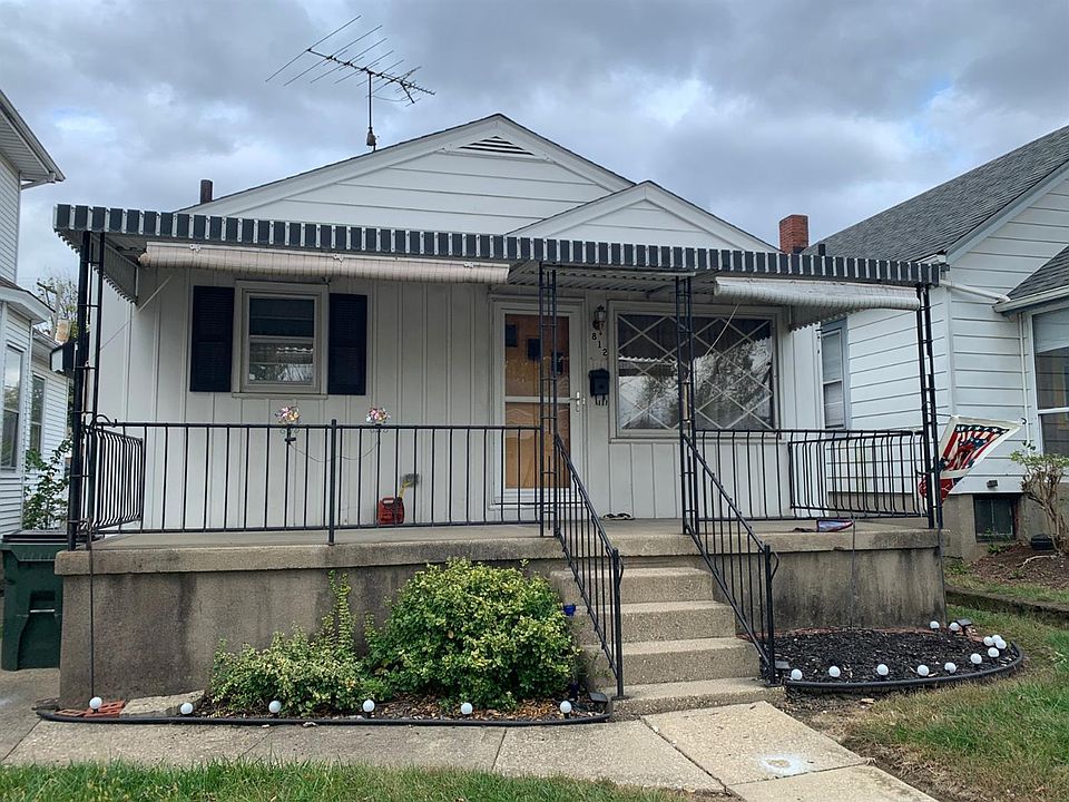 1st image of 812 N E St