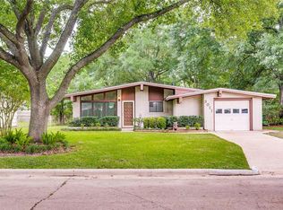 3011 Groven St, Houston, TX 77092